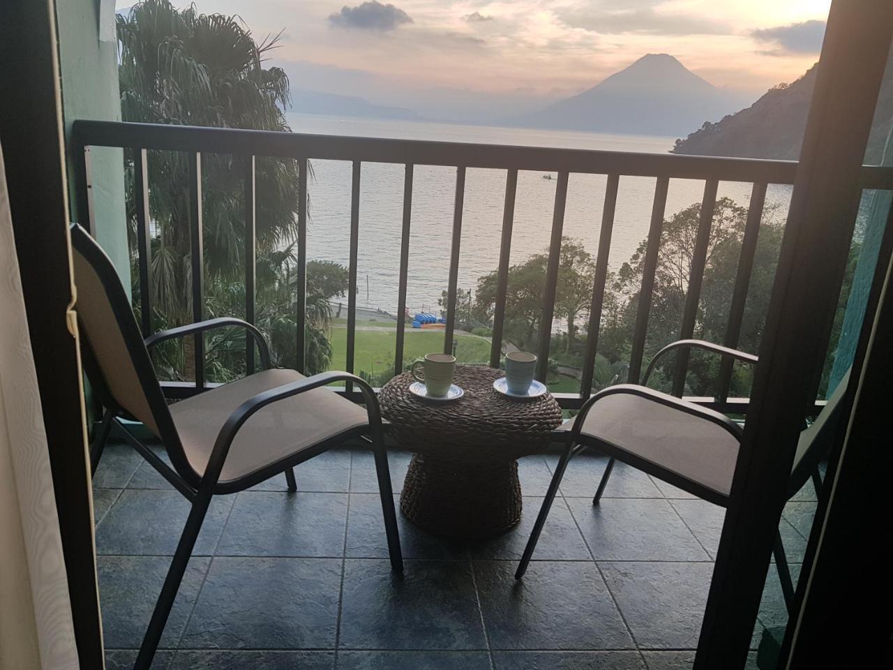 The Paradise Of Atitlan Suites - Free Breakfast Supplies Panajachel Exterior foto